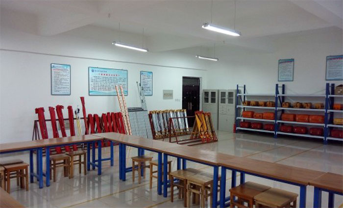 1650337119765202.jpg 公司宣傳冊(cè)-6.jpg